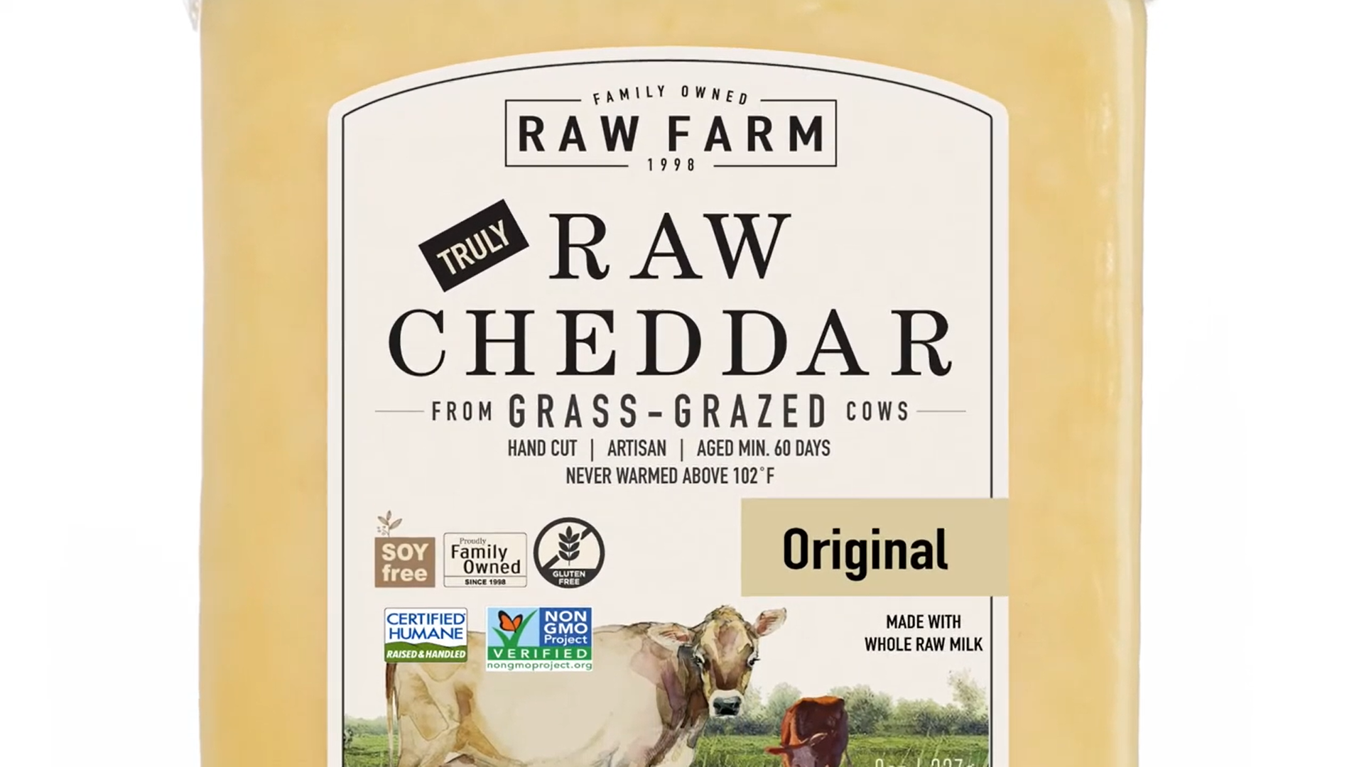 https://d.ibtimes.com/en/full/4645557/raw-farm-raw-cheddar-cheese.png