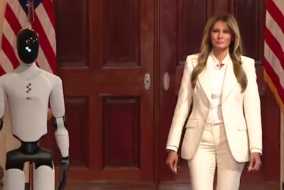 melania robot