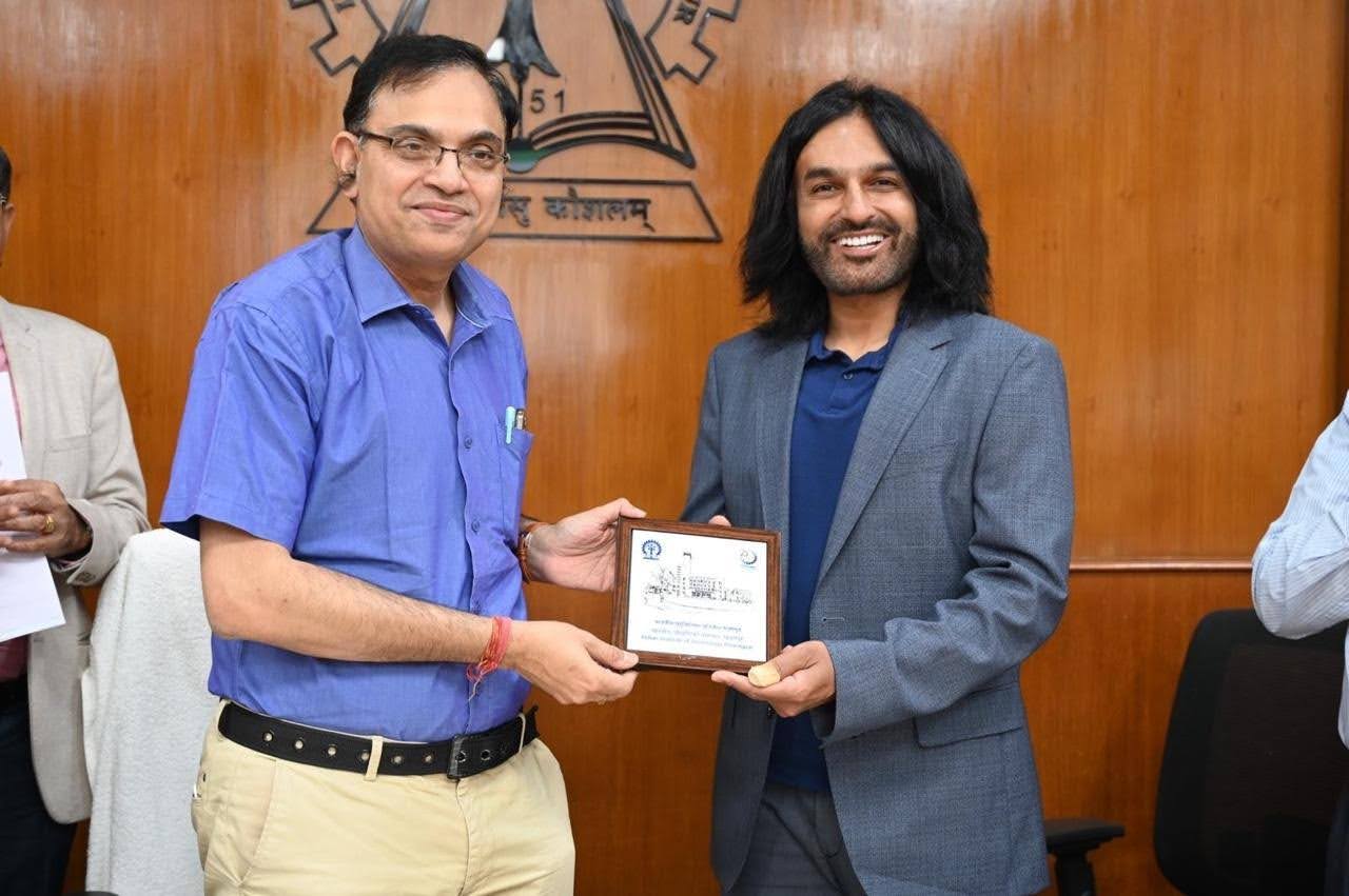 https://d.ibtimes.com/en/full/4648411/vikram-sodhi.jpg