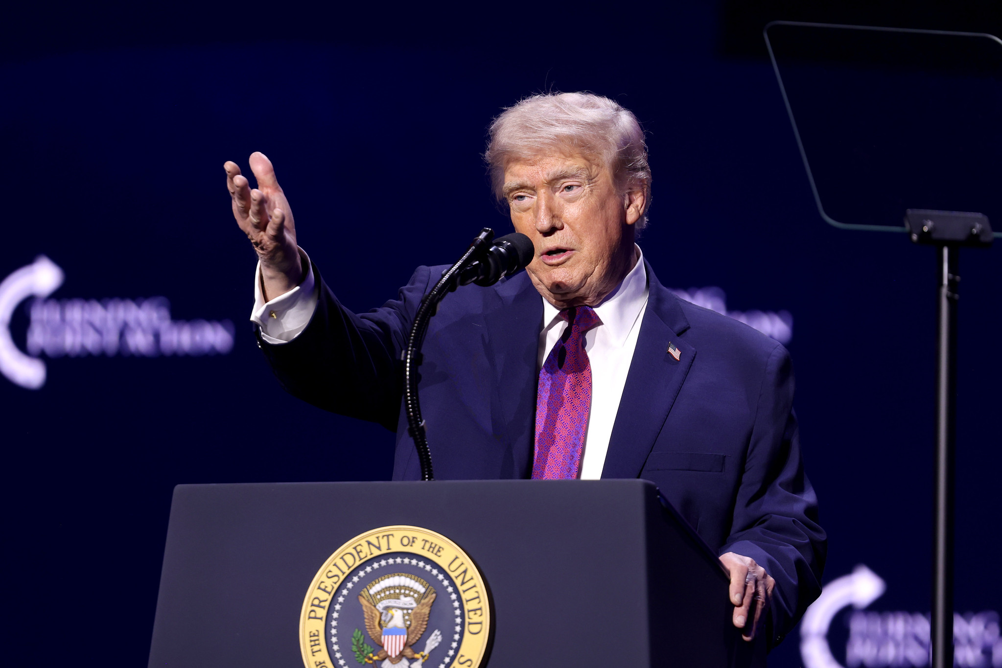 https://d.ibtimes.com/en/full/4648805/donald-trump.jpg