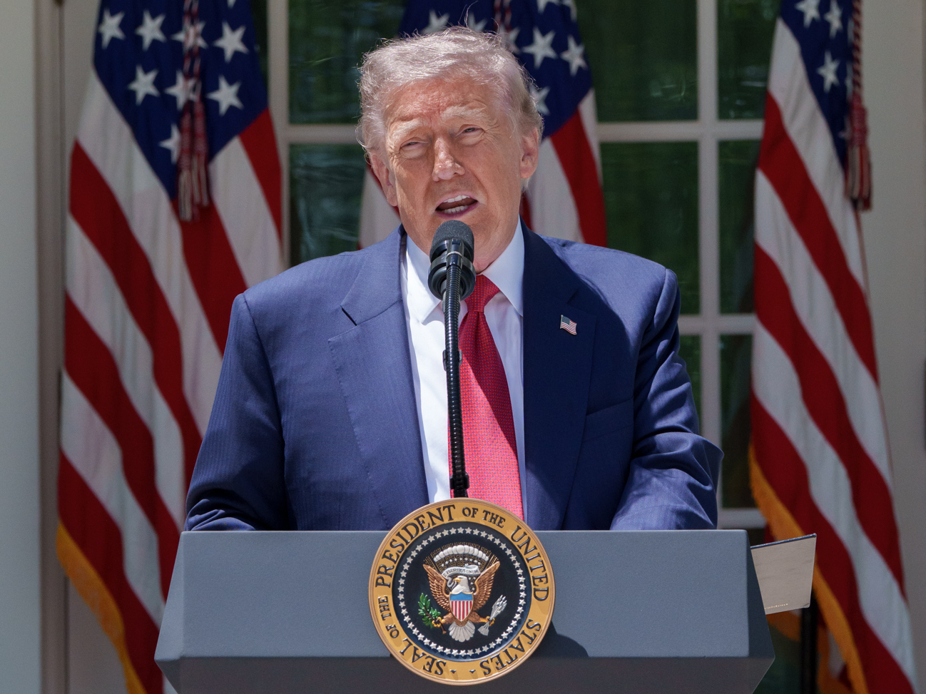 https://d.ibtimes.com/en/full/4649152/donald-trump.jpg