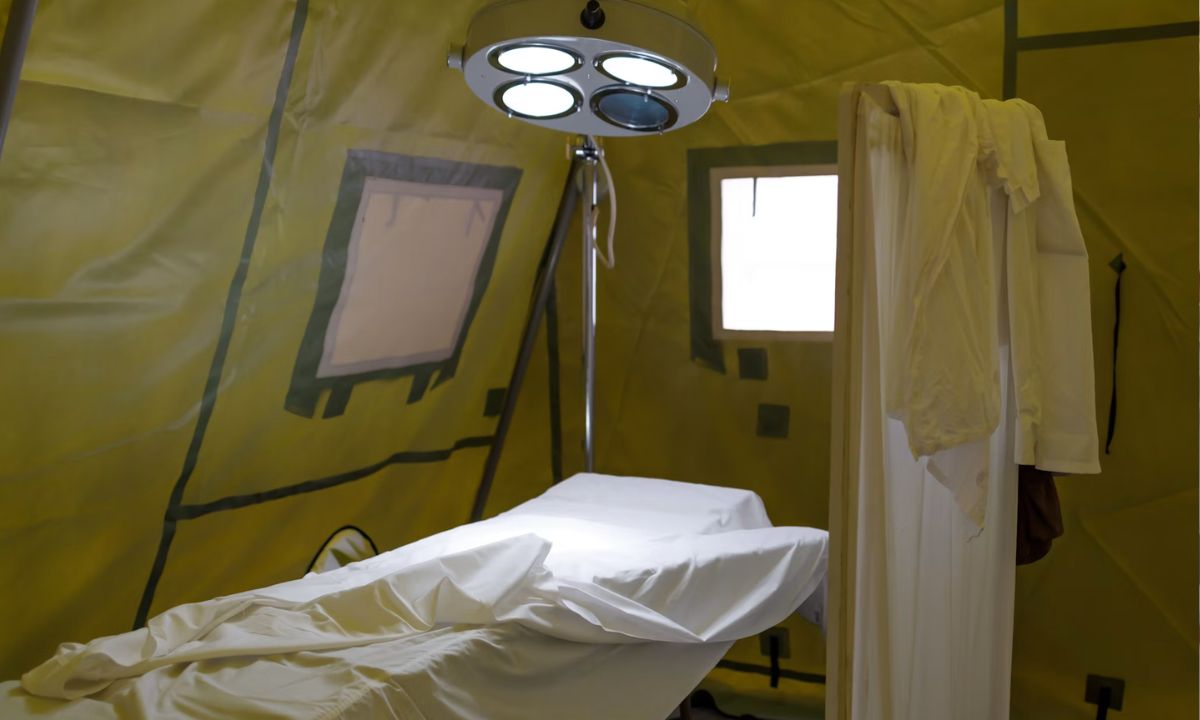 https://d.ibtimes.com/en/full/4649221/medical-tent.jpg