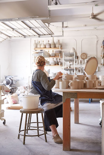 https://d.ibtimes.com/en/full/4649282/mt-washington-pottery.jpg