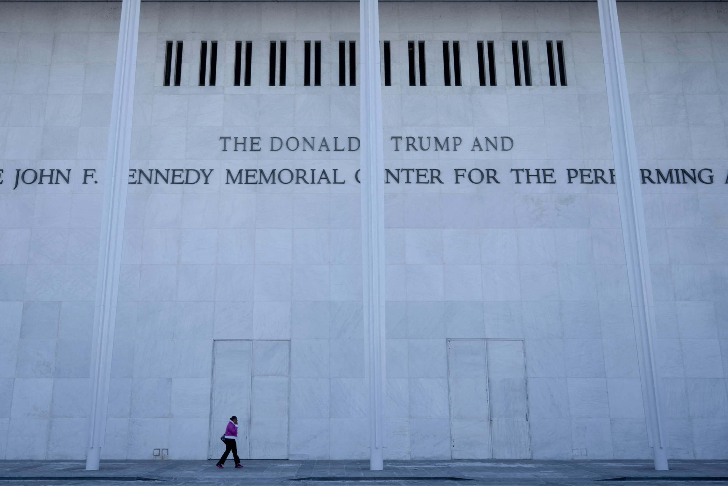 https://d.ibtimes.com/en/full/4649525/trump-kennedy-center.jpg