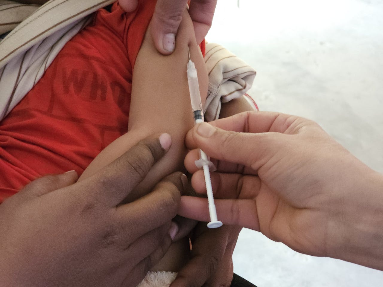 https://d.ibtimes.com/en/full/4649529/child-vaccination-measles.jpg