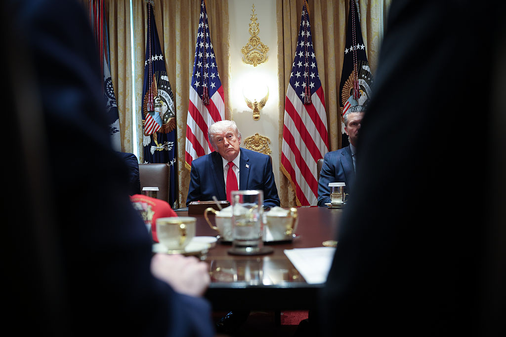 https://d.ibtimes.com/en/full/4649545/us-president-donald-trump.jpg