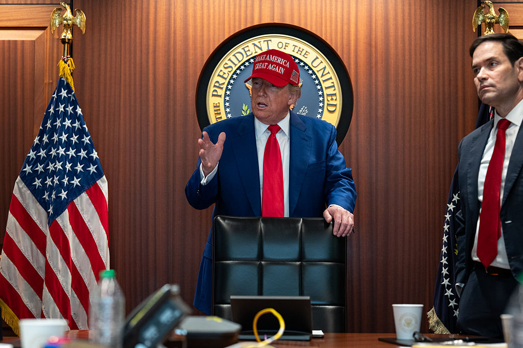 https://d.ibtimes.com/en/full/4649557/us-president-donald-trump.jpg