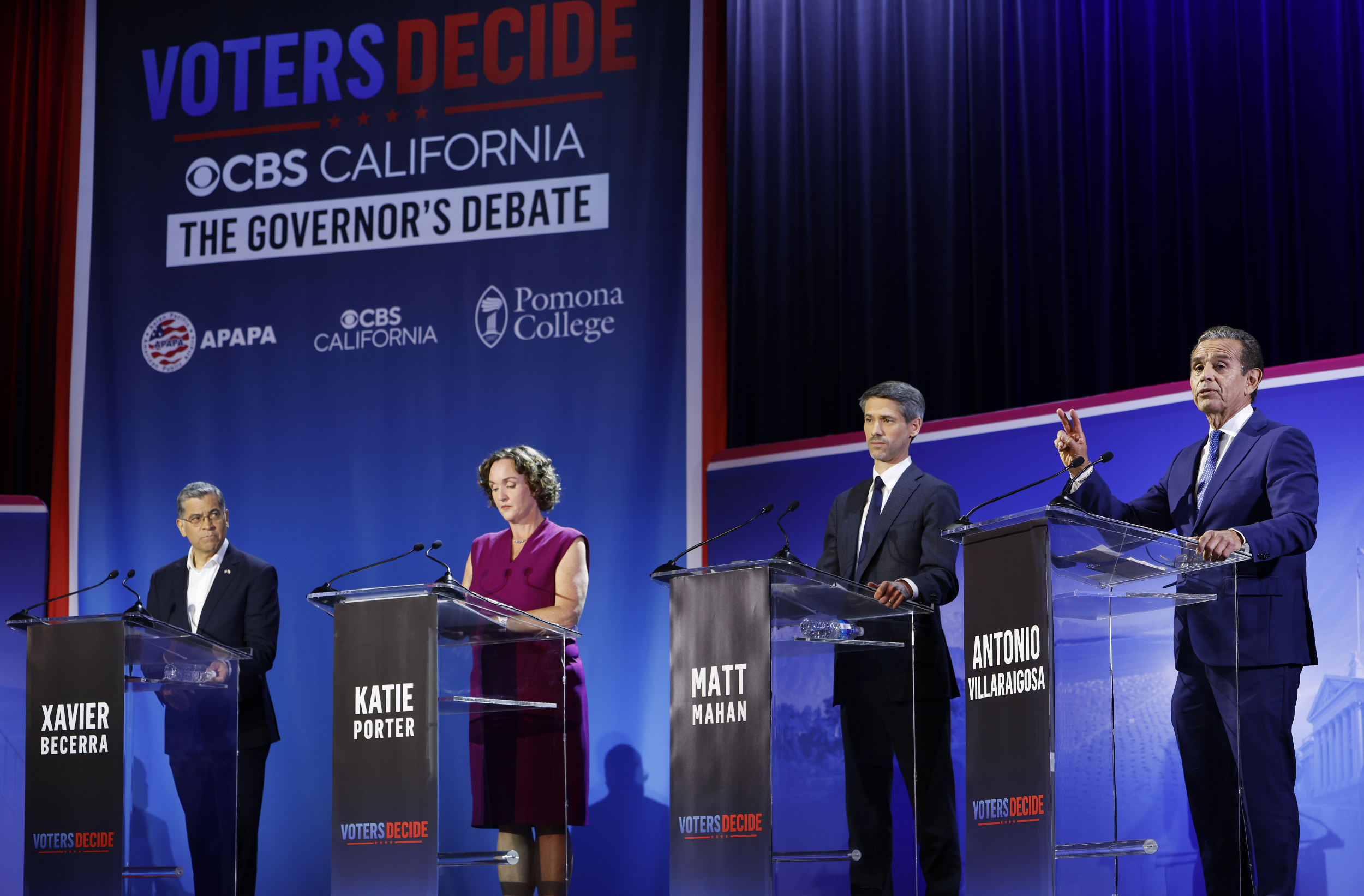 https://d.ibtimes.com/en/full/4649632/california-governor-debate.jpg