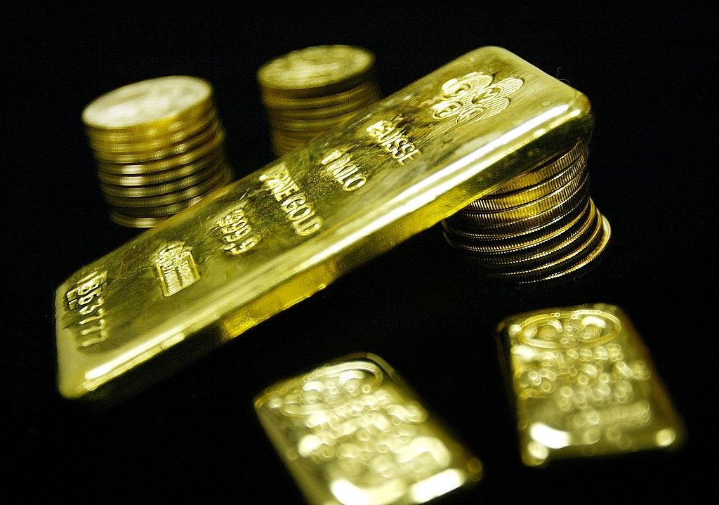 https://d.ibtimes.com/en/full/4649896/gold.jpg
