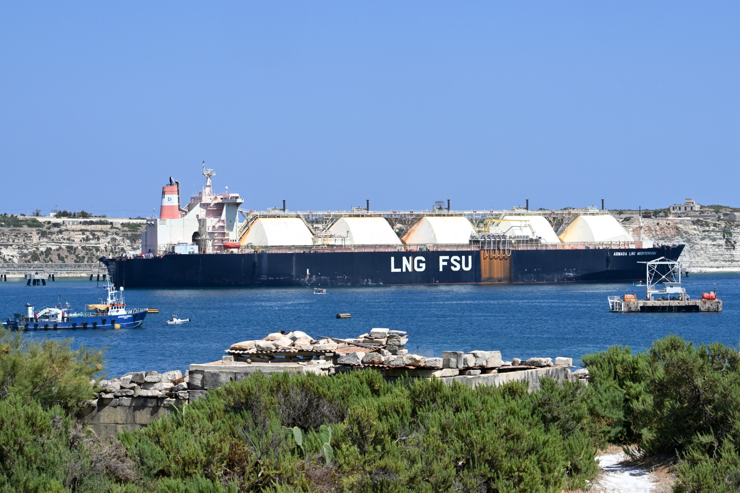 https://d.ibtimes.com/en/full/4649915/lng-exports.jpg
