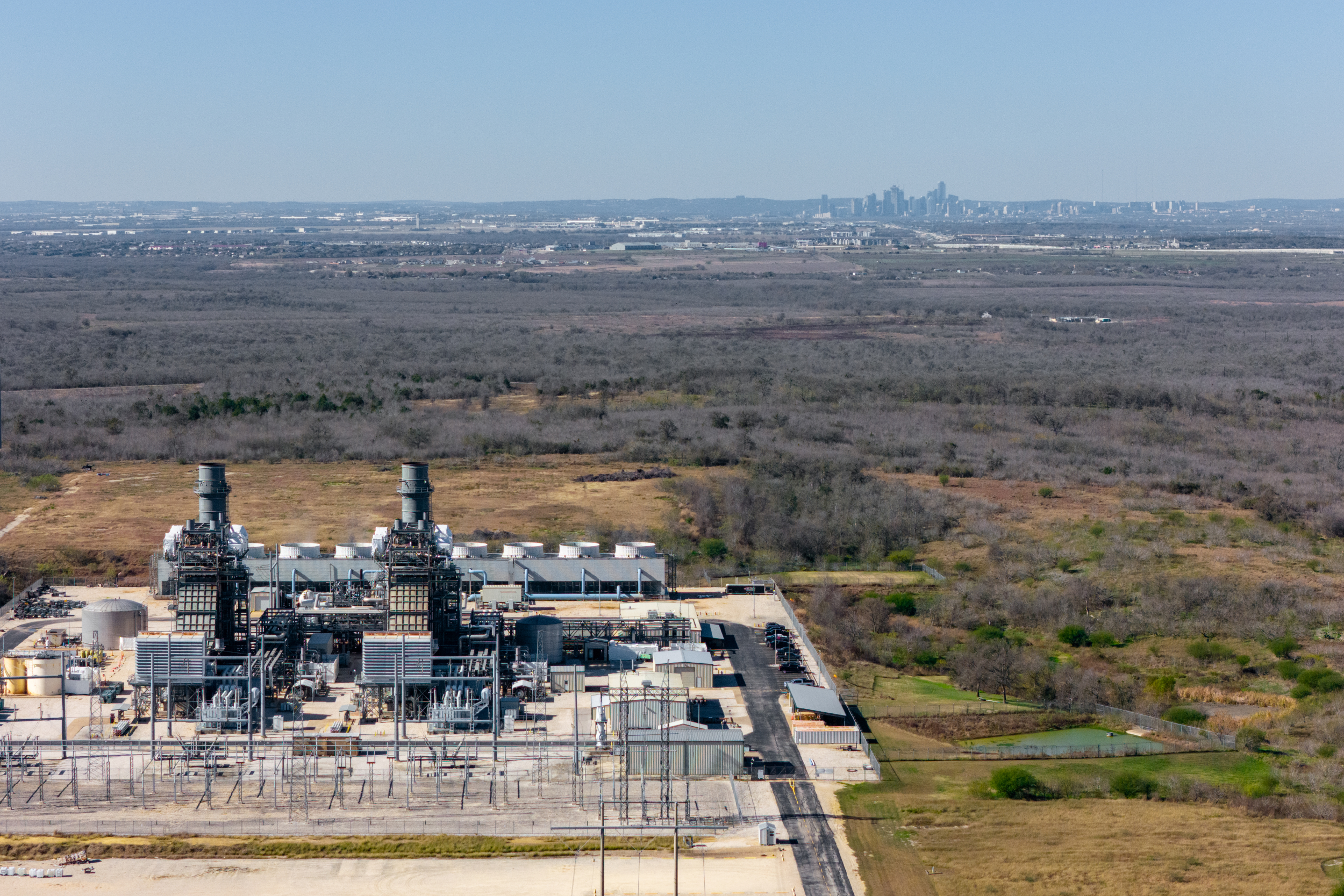 https://d.ibtimes.com/en/full/4650175/natural-gas-plant.jpg