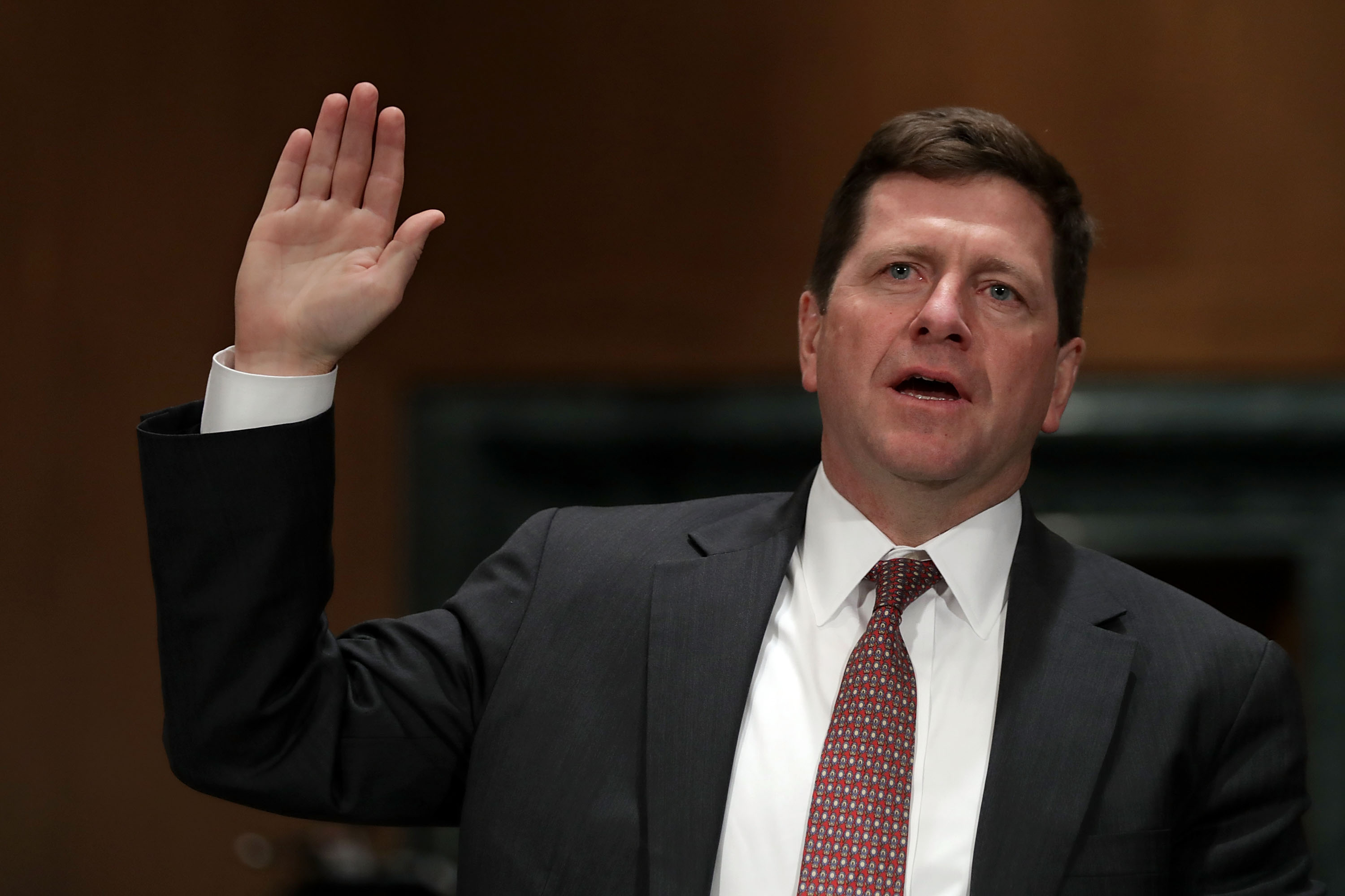 https://d.ibtimes.com/en/full/4650244/jay-clayton.jpg