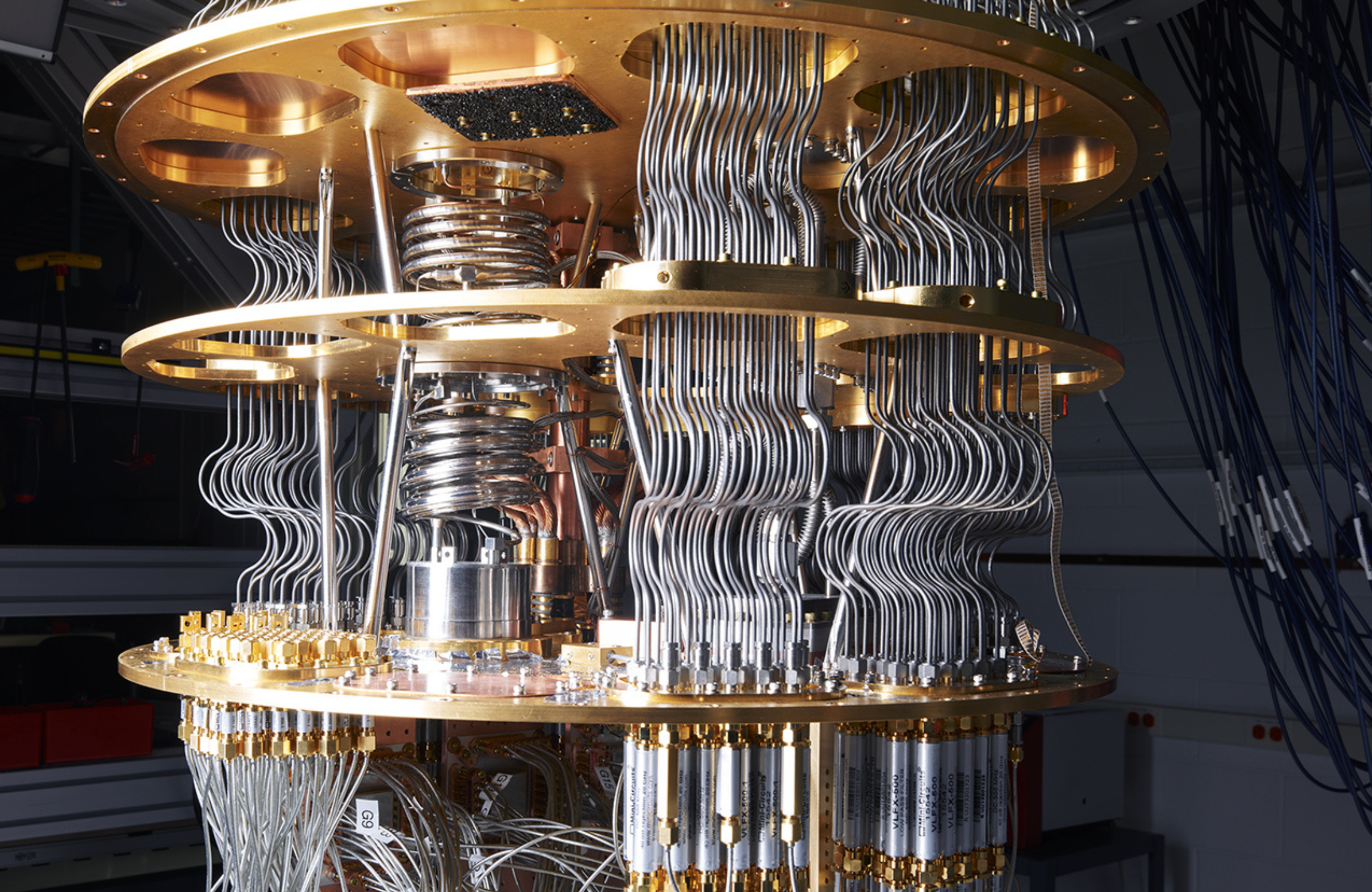 https://d.ibtimes.com/en/full/4650343/quantum-computer.png