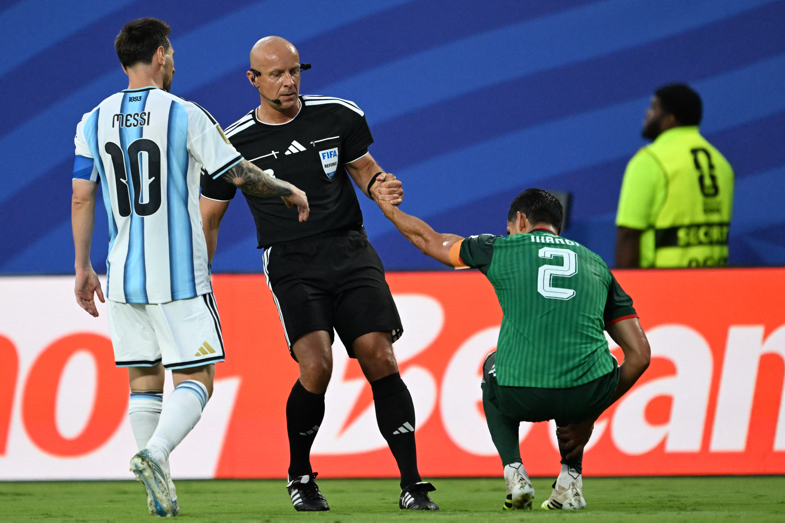 https://d.ibtimes.com/en/full/4650412/lionel-messi-during-2026-world-cup-group-j-football.jpg
