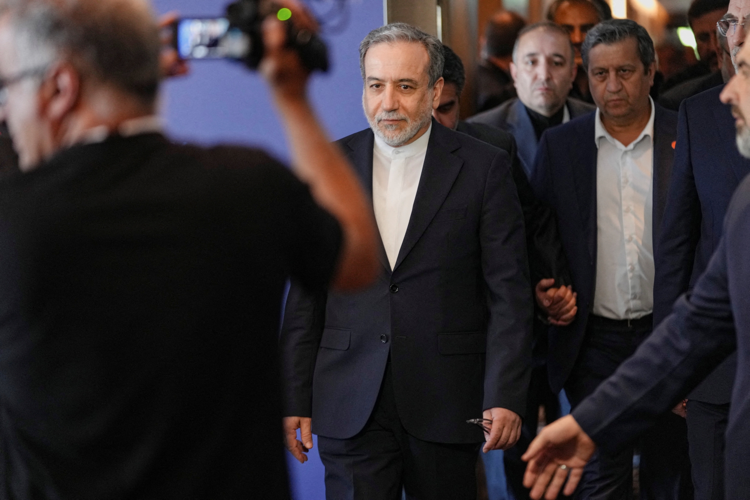 https://d.ibtimes.com/en/full/4650422/irans-foreign-minister-abbas-araghchi.jpg