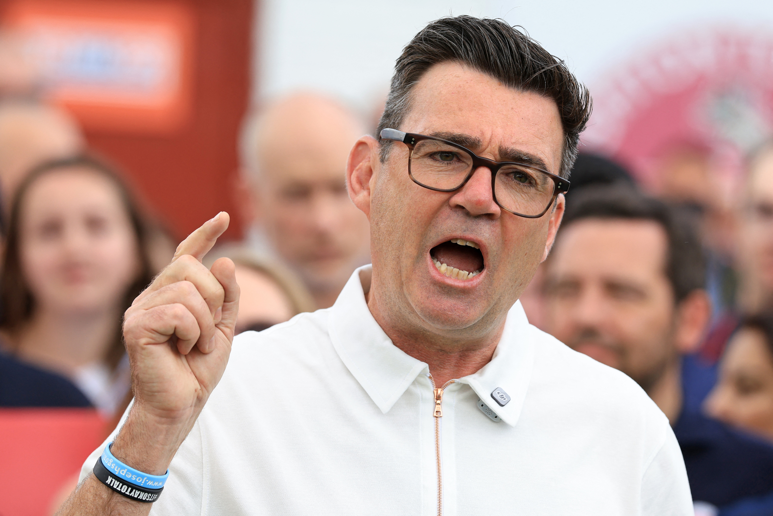 https://d.ibtimes.com/en/full/4650572/andy-burnham.jpg