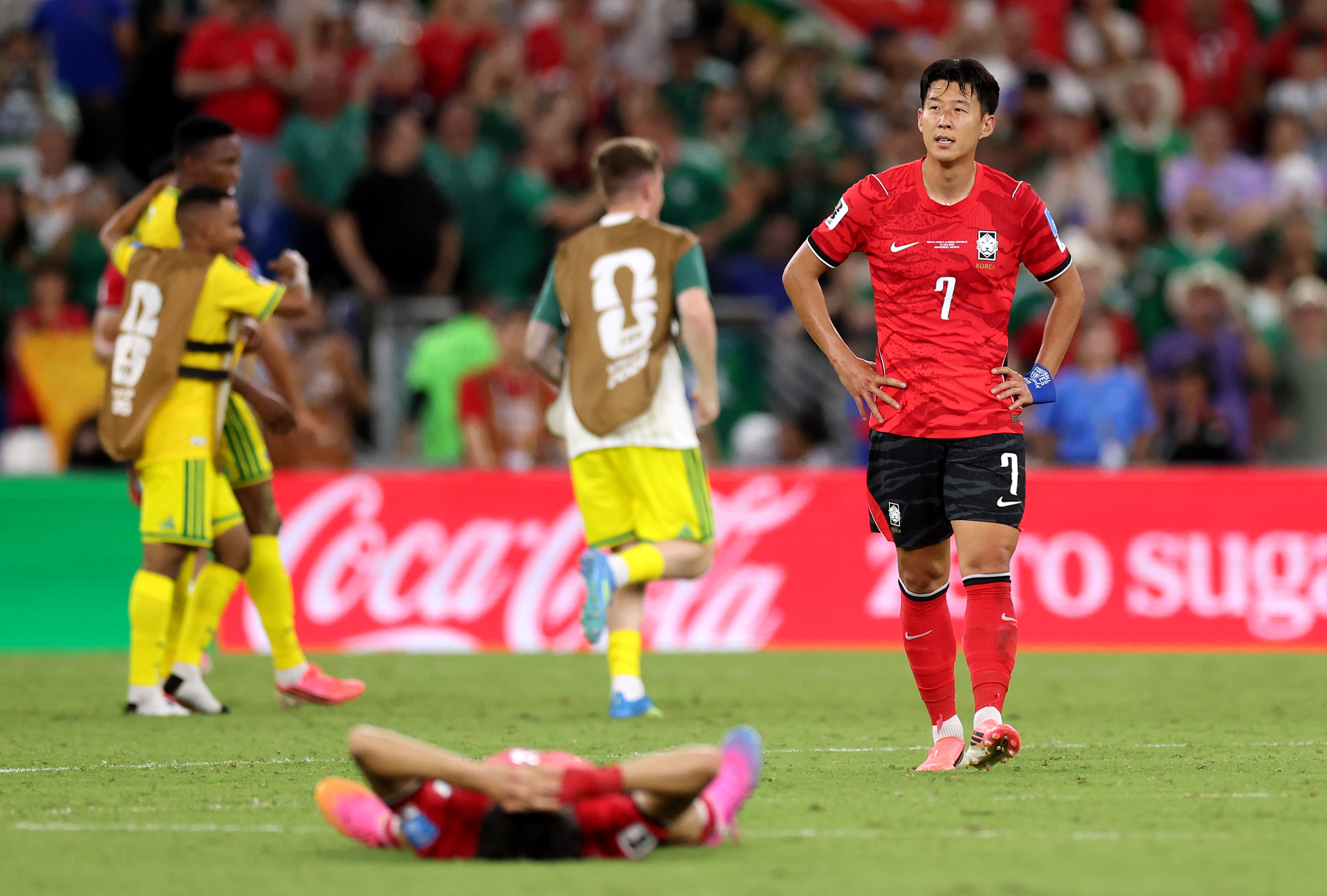 https://d.ibtimes.com/en/full/4650647/south-africa-v-korea-republic-group-fifa-world.jpg