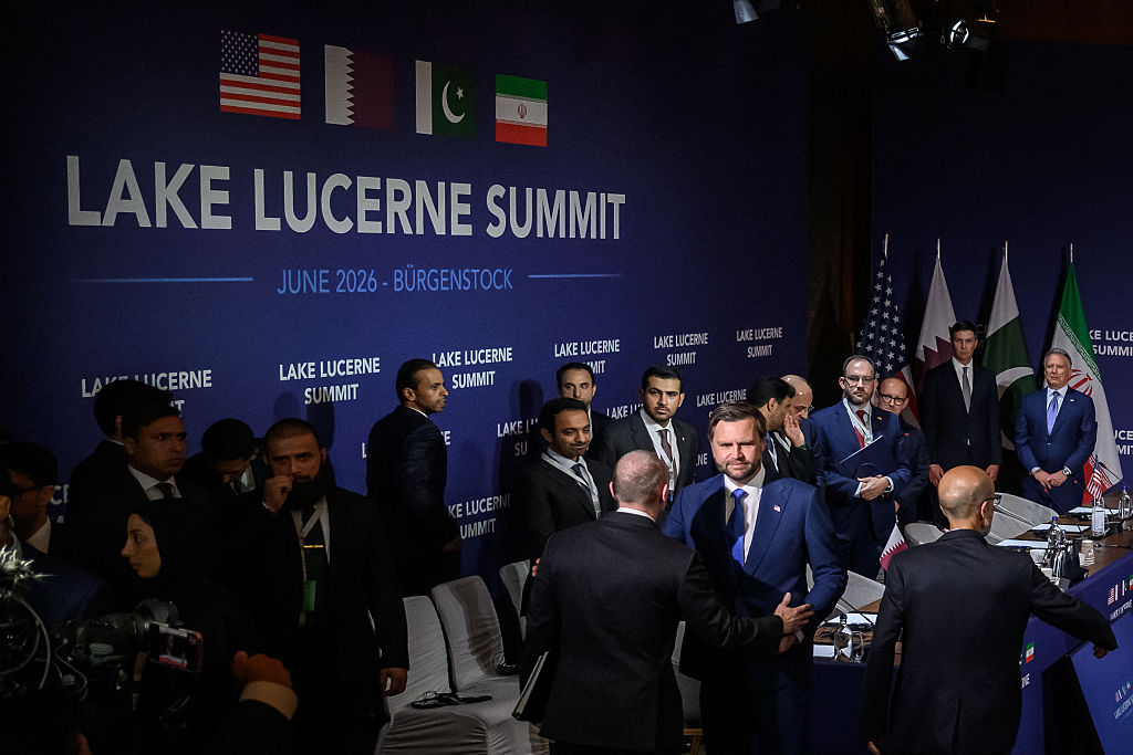 https://d.ibtimes.com/en/full/4650717/iran-talks.jpg