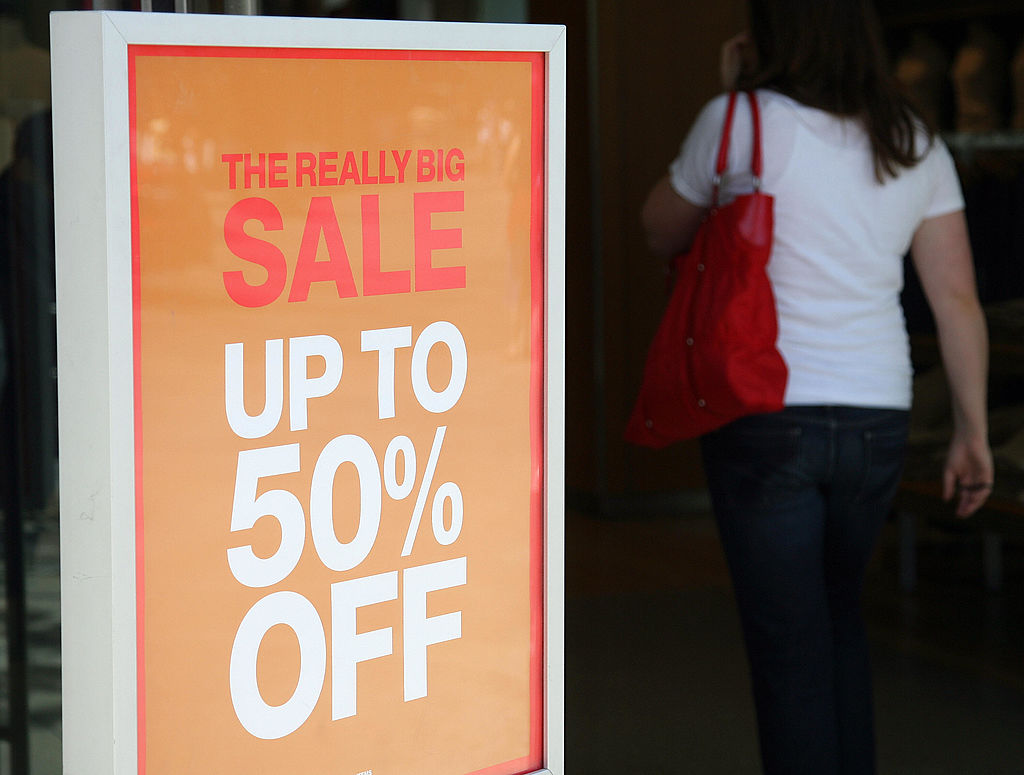 https://d.ibtimes.com/en/full/4650909/july-4-sales.jpg