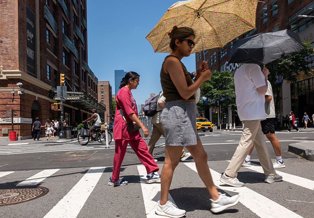 https://d.ibtimes.com/en/full/4650938/heat-wave.jpg