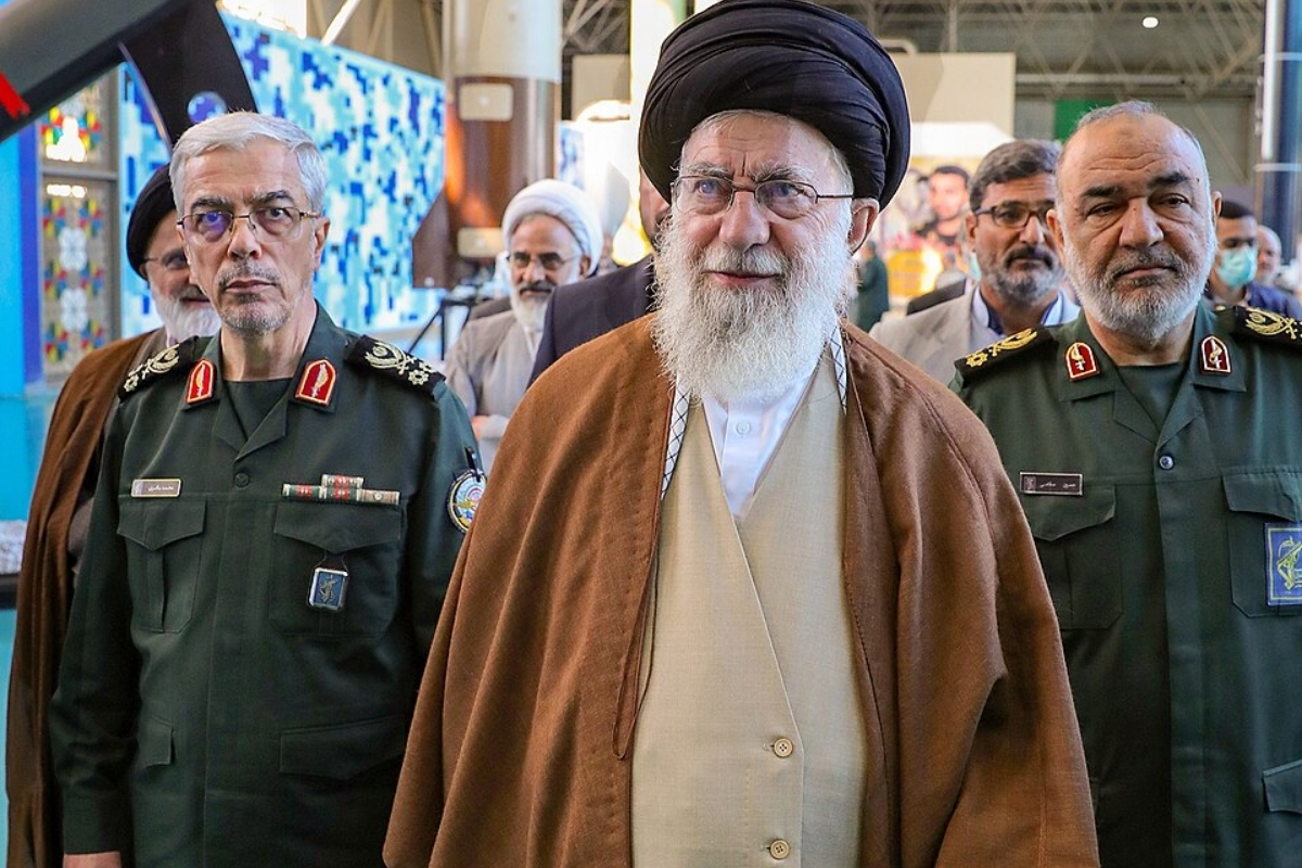 https://d.ibtimes.com/en/full/4650977/ali-khamenei.jpg