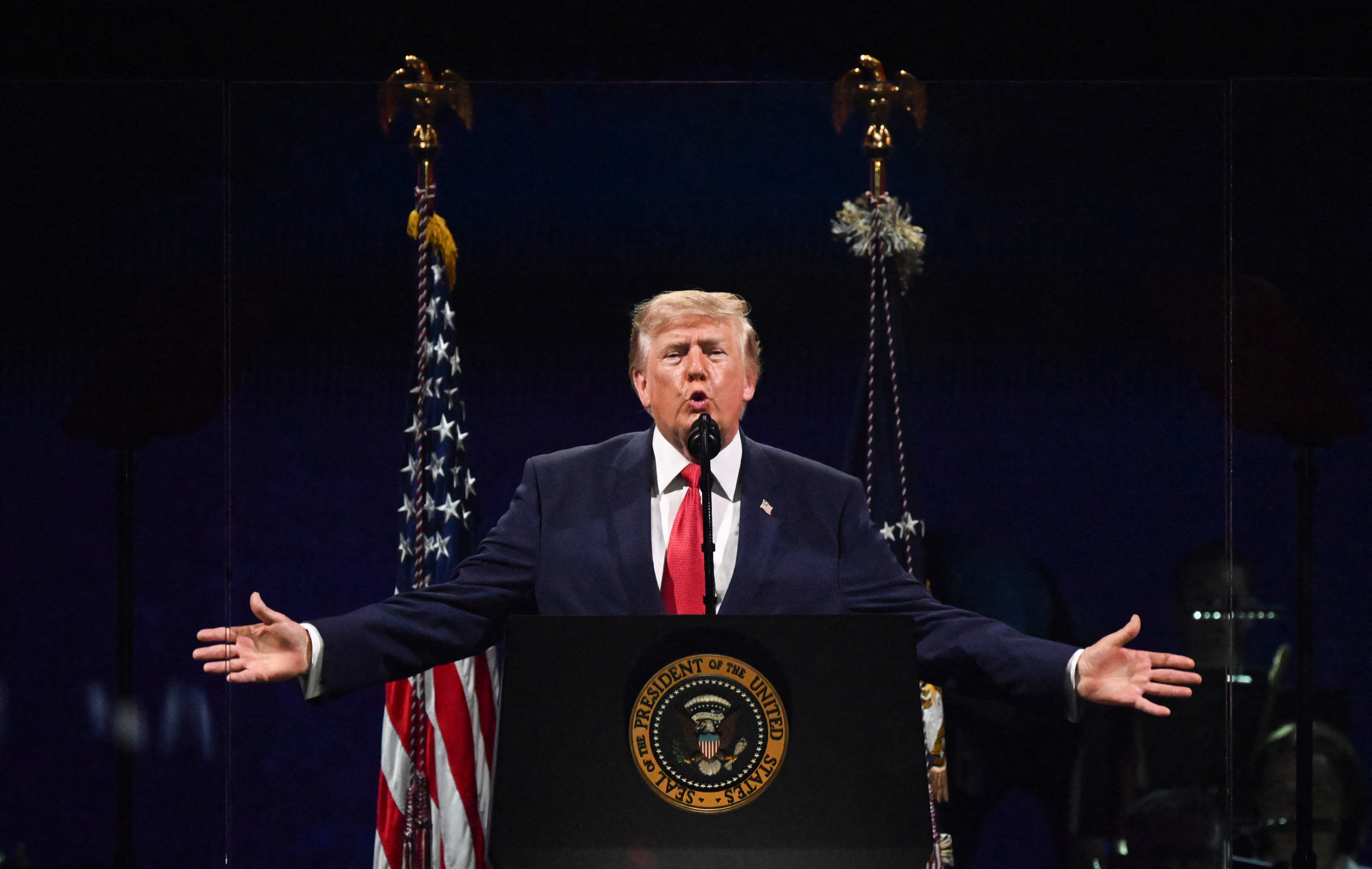 https://d.ibtimes.com/en/full/4651004/us-president-donald-trump-speaks-during-salute-america.jpg
