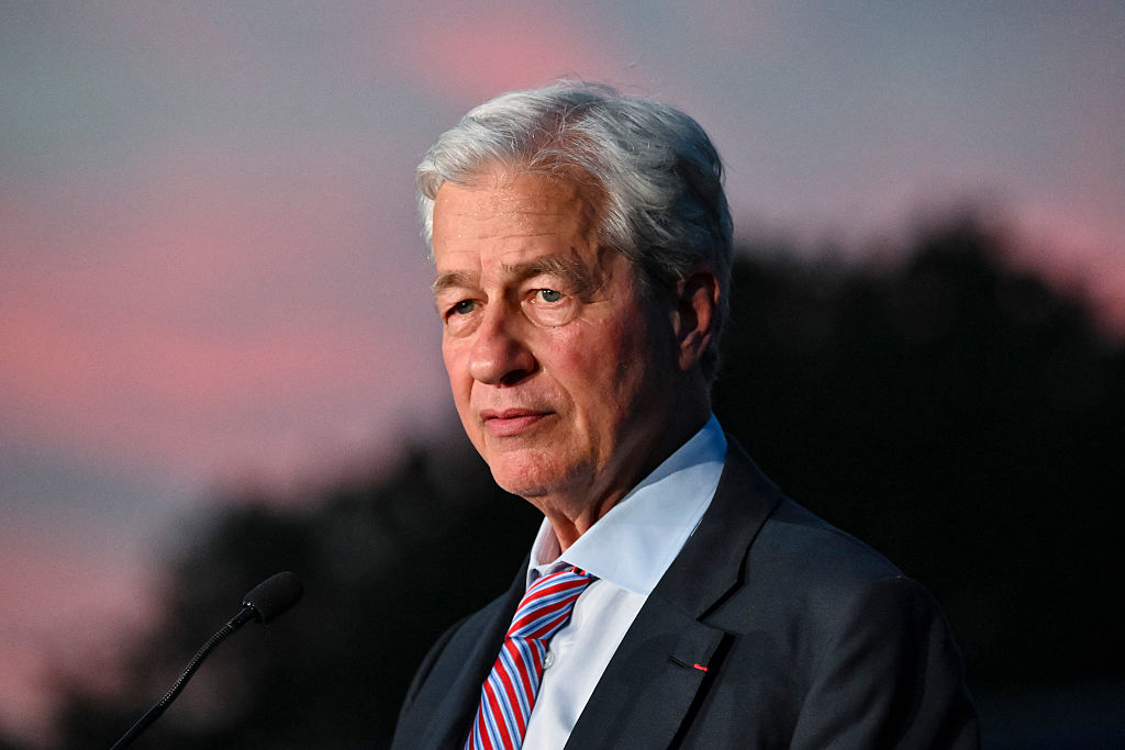 https://d.ibtimes.com/en/full/4651273/jamie-dimon.jpg