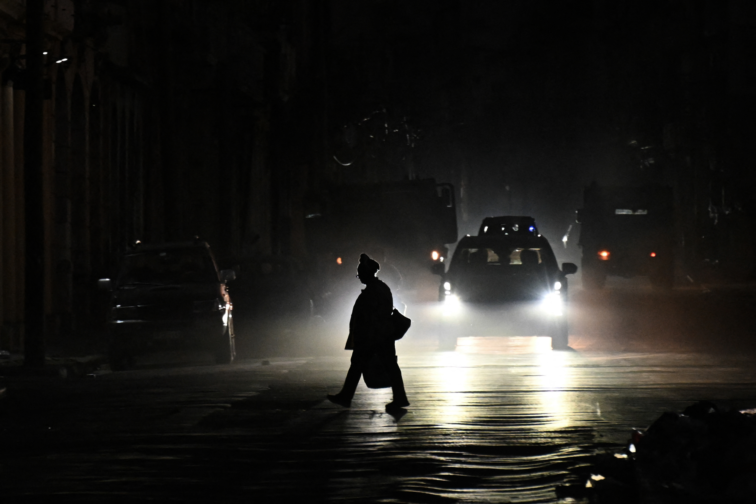 https://d.ibtimes.com/en/full/4651307/cuba-blackout.jpg