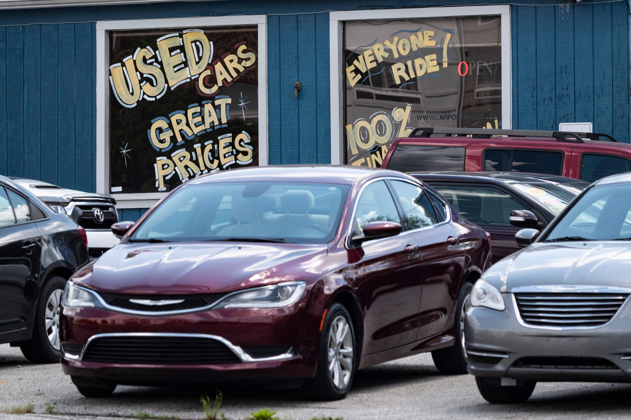 https://d.ibtimes.com/en/full/4651584/used-car-dealership-maryland.jpg
