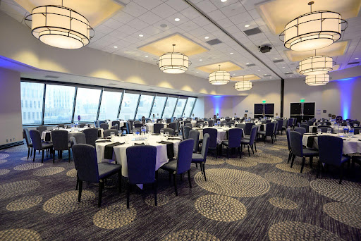 https://d.ibtimes.com/en/full/4651724/corporate-event.jpg