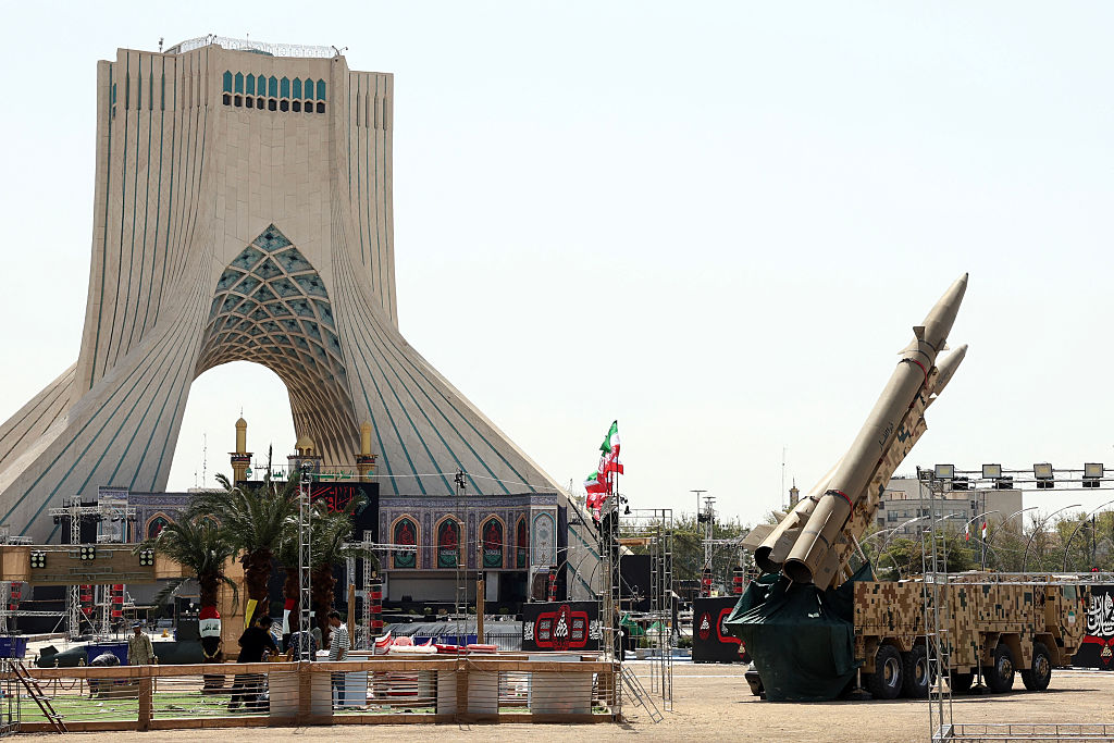 https://d.ibtimes.com/en/full/4651729/iran-missiles.jpg