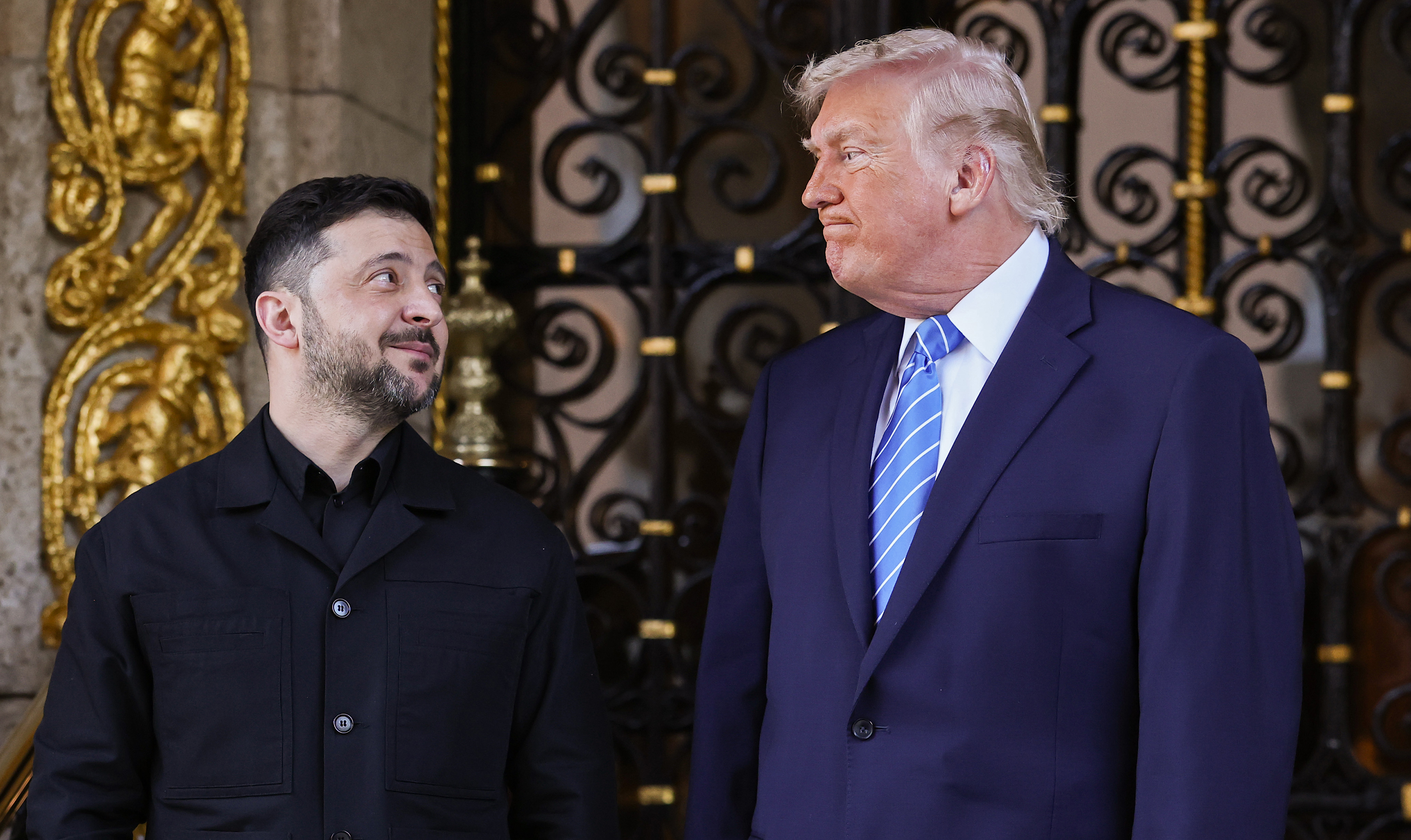 https://d.ibtimes.com/en/full/4651777/president-donald-trump-greets-ukrainian-president-volodymyr-zelensky.jpg