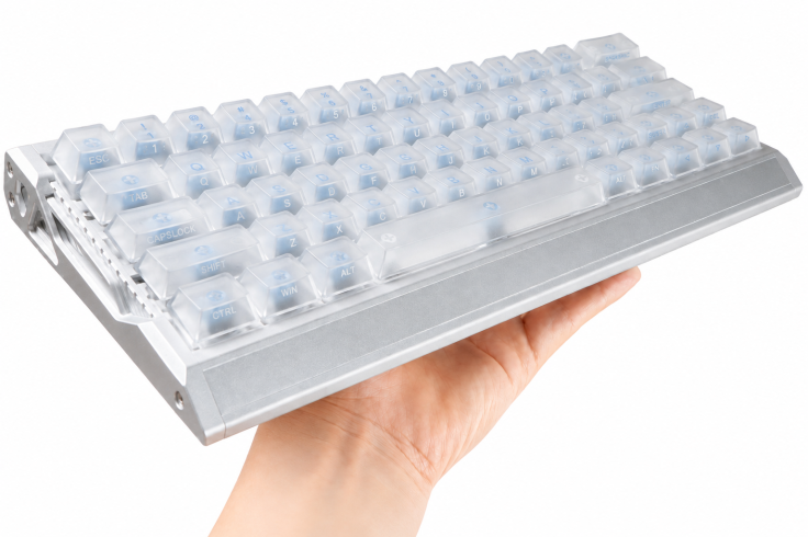 IQUNIX EV63 Frosted Keycaps and Aluminum Build