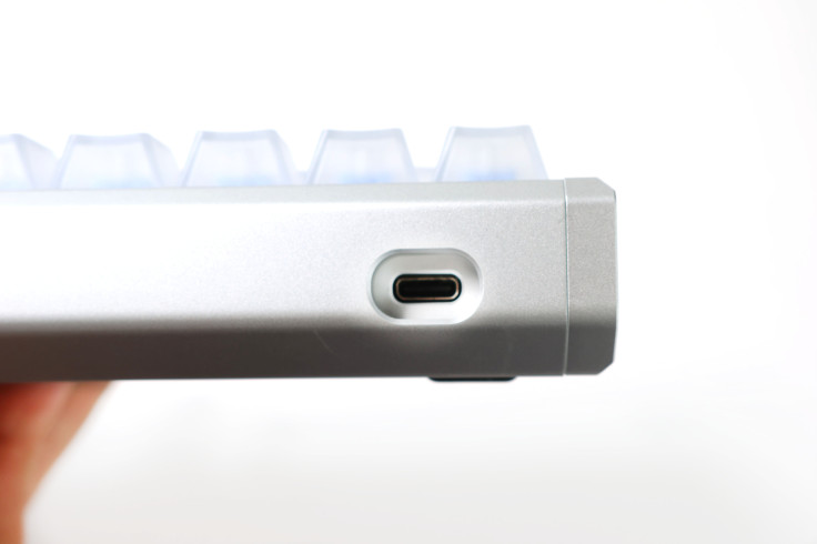 IQUNIX EV63 USB-C Wired Connection