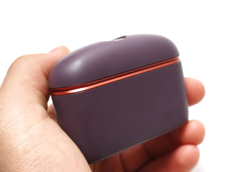 Sennheiser MOMENTUM True Wireless 5 Lavender Charging Case