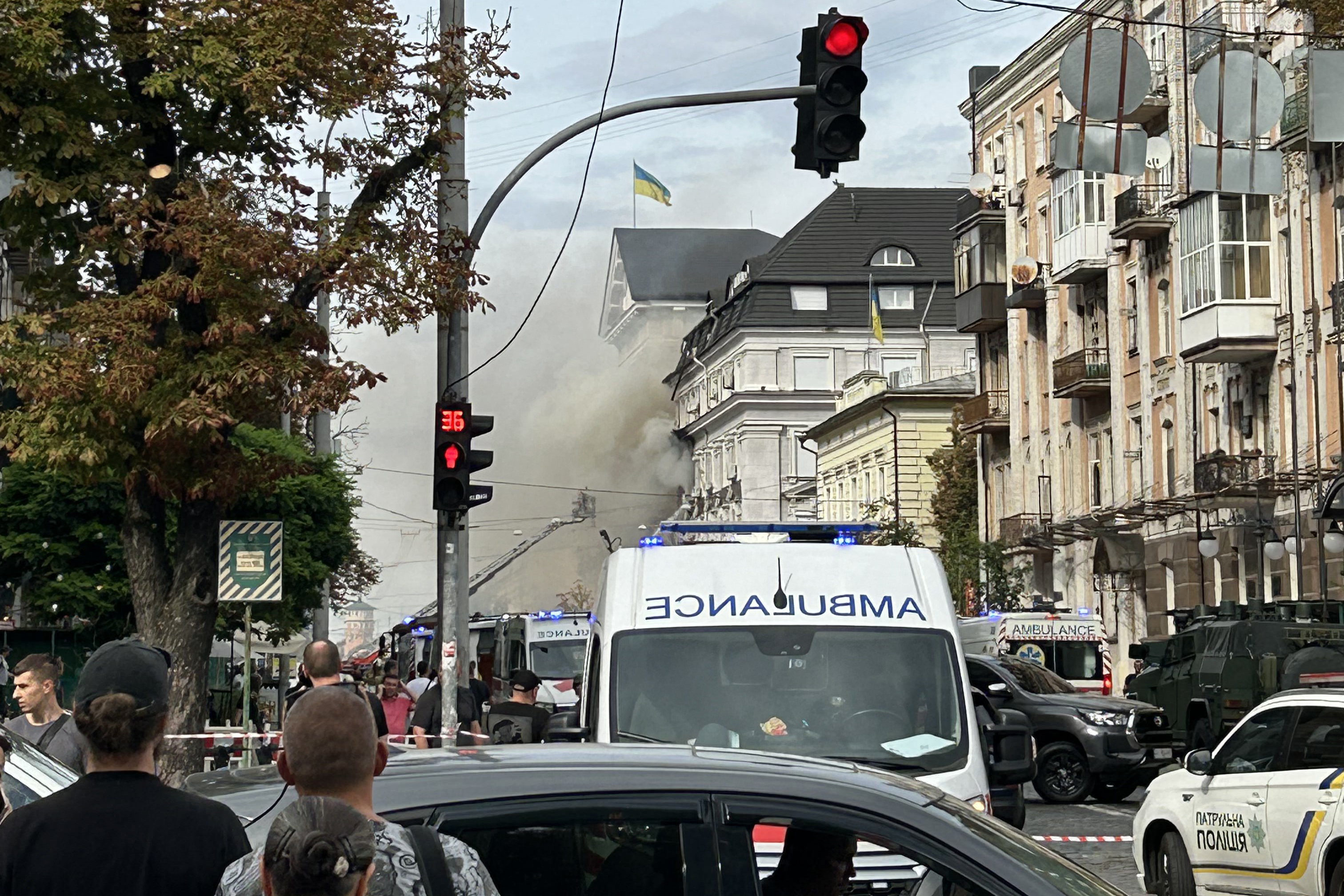 https://d.ibtimes.com/en/full/4652526/ukraine-strike-uss.jpg