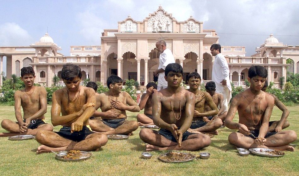 A cow dung massage