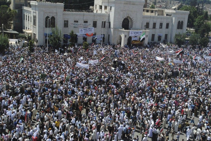 Large scale protest in Hama, Syria