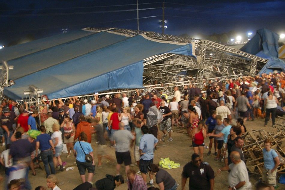 Deadly Indiana Stage Collapse Kills At Least 5, Injures 40 Photos
