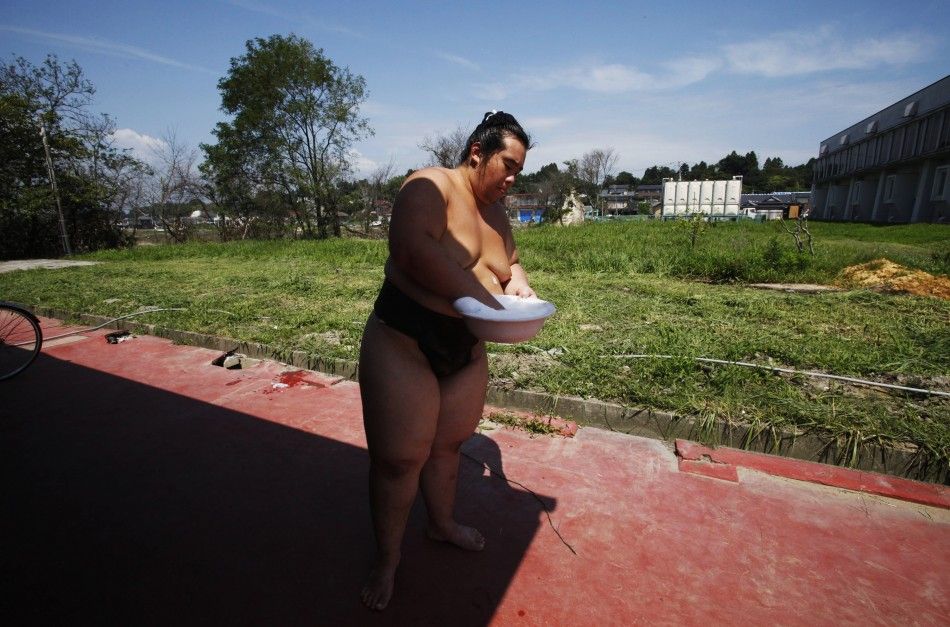 Japanese Sumo Wrestlers Back to Training After Deadly Earthquake Tsunami PHOTOS  