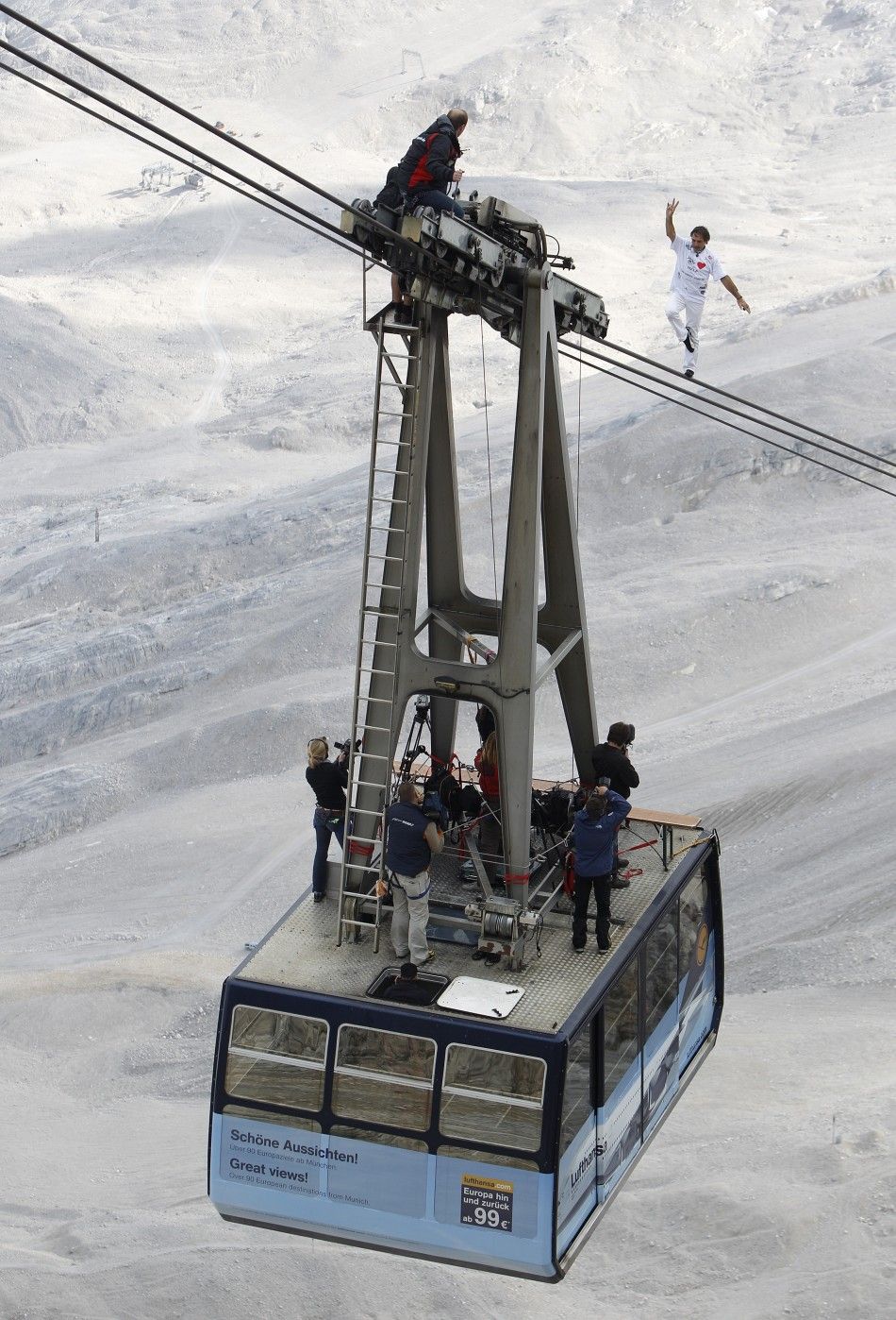 A Record-Breaking Rope Walk on Germany039s Highest Ropeway