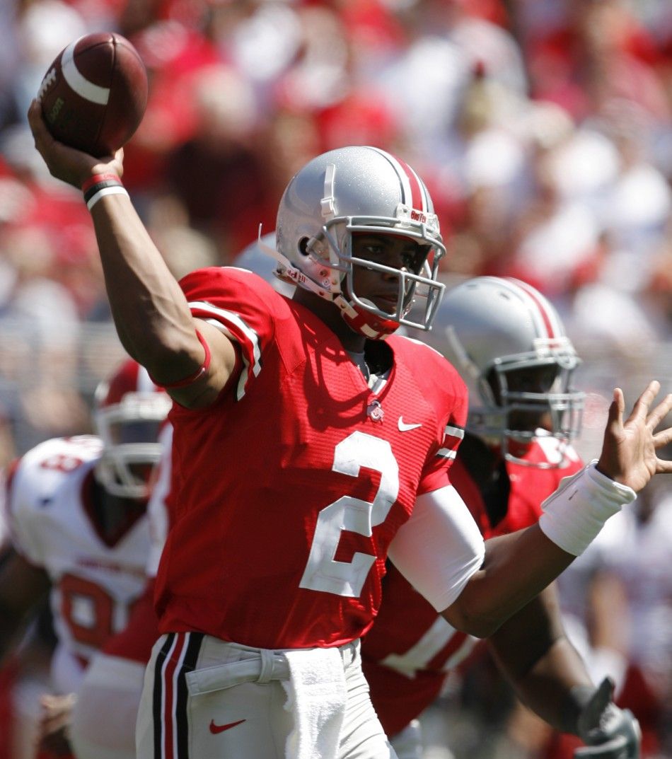 Ohio State quarterback Terrelle Pryor passes the ball to a receiver against Youngstown State during the fourth quarter of their NCAA football game in Columbus