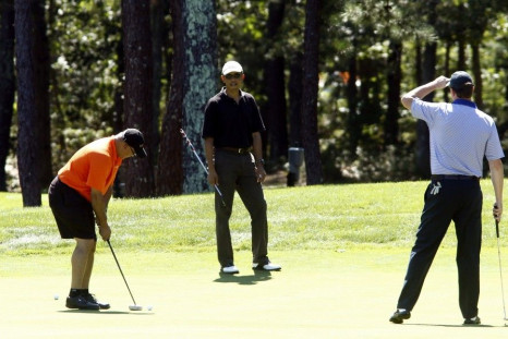 Obama golfing