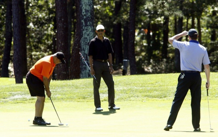 Obama golfing