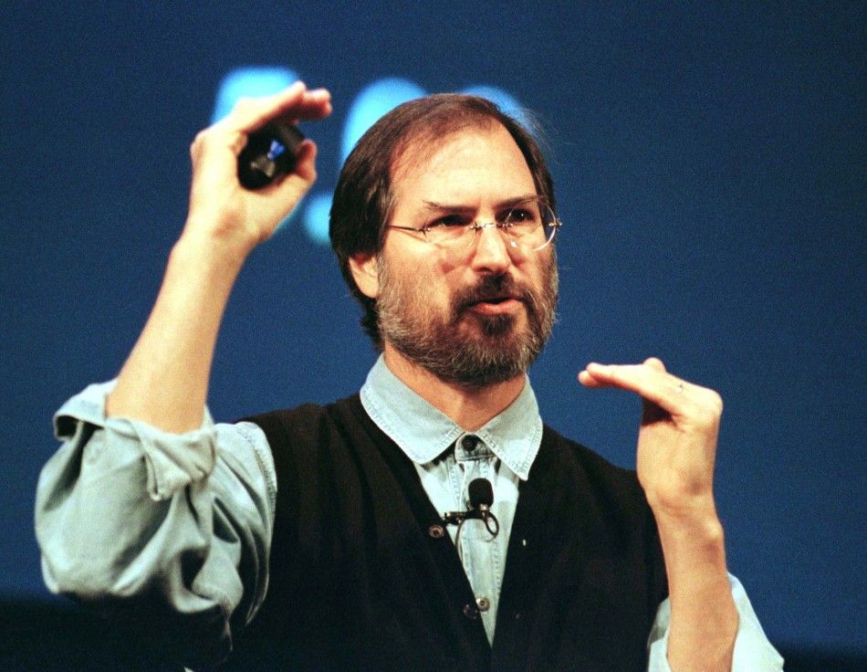 Acting Apple CEO Steve Jobs talks during a presentation of Apples new G3 line of Macintoshes and PowerBooks at the Flint Center in Cupertino