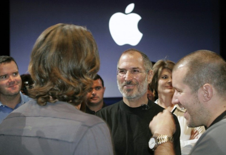 Apple Corporation Chief Executive Officer Steve Jobs (C) meets with software developers after his keynote address at the Apple 2006 Worldwide Development Conference at the Moscone Center in San Francisco, California