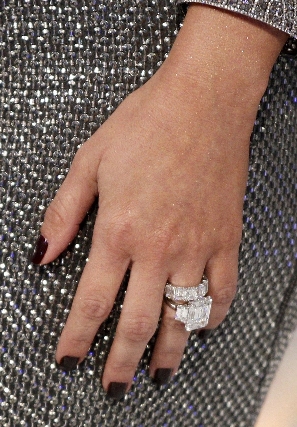 Newly-Wed Kim Kardashian Shows Off Her Wedding Ring at the 2011 MTV Video Music Awards.