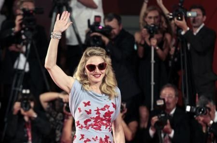 Madonna&#039;s crown slips with mediocre movie reviews
