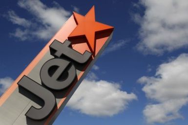 Jetstar officials insisted on Tuesday that it violated no Australian laws in contracting pilots that were meant in the first place to be deployed outside of Australia.  The Qantas subsidiary has been charged before the Federal Court by the Fair Work Ombud