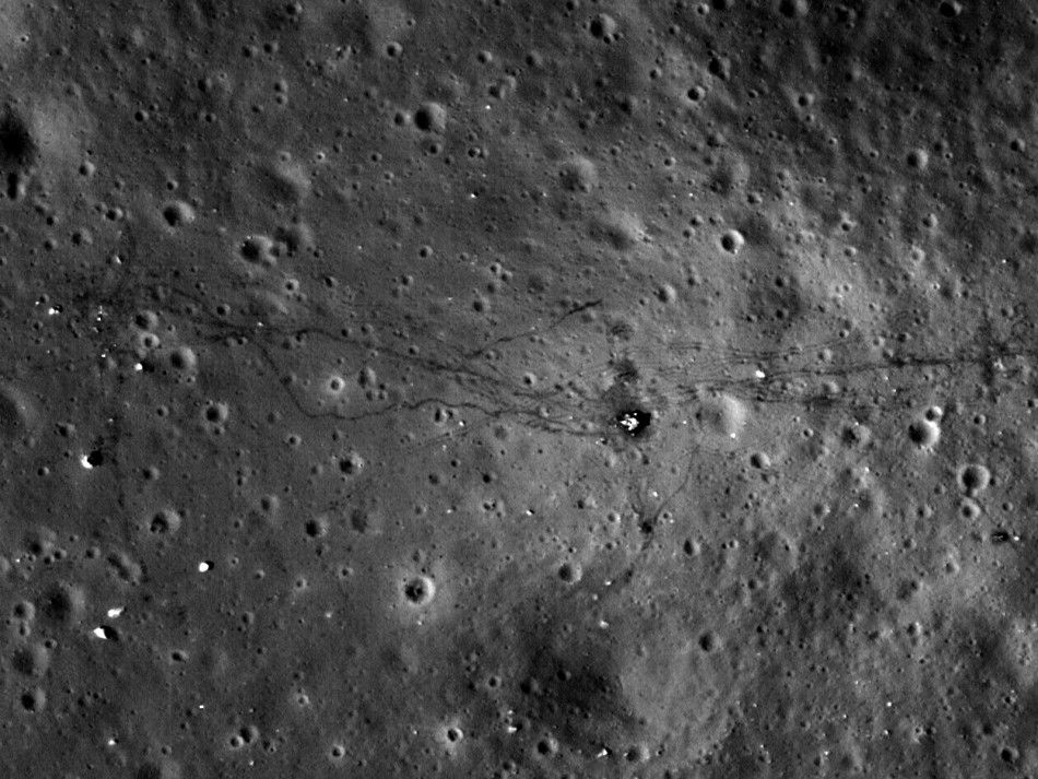 Report Rich Titanium Ore Reserves on Moon Could Warrant Lunar Mining